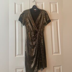 JM STUDIO SIZE 6 GOLD SEQUIN DRESS